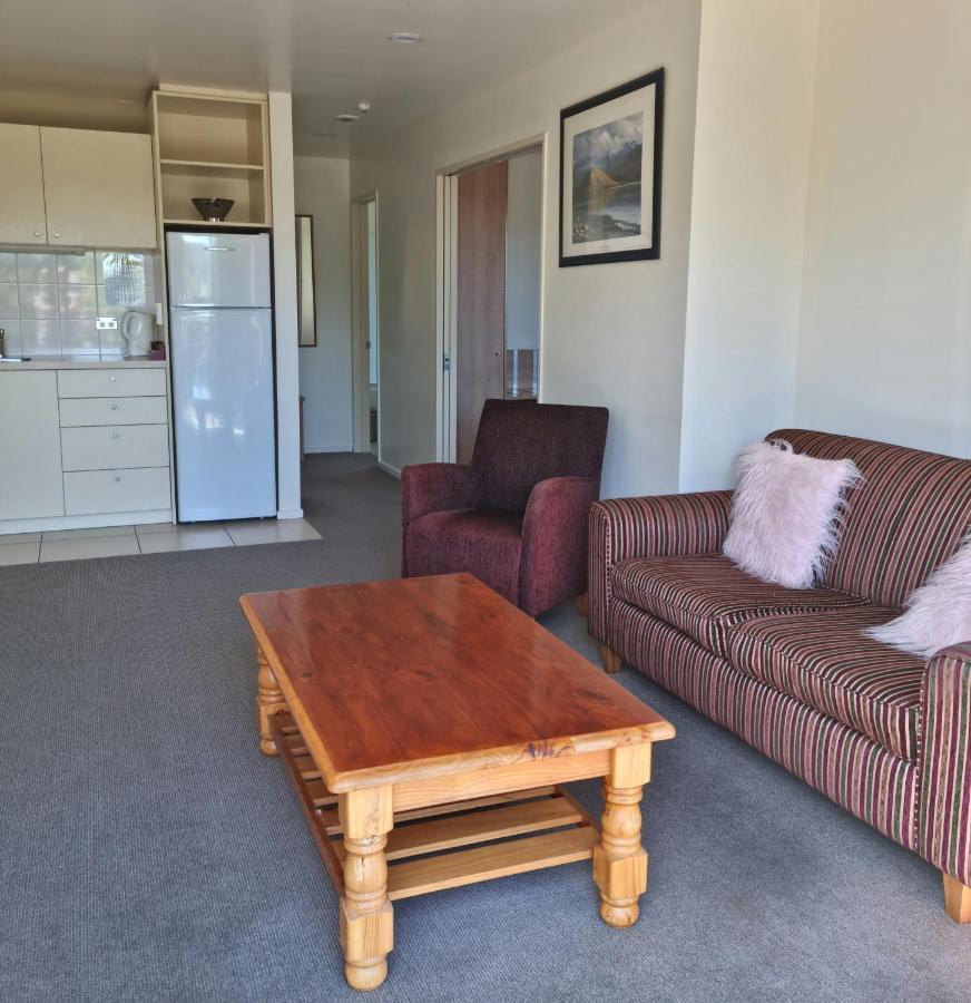 Methven Motel & Apartments Екстер'єр фото